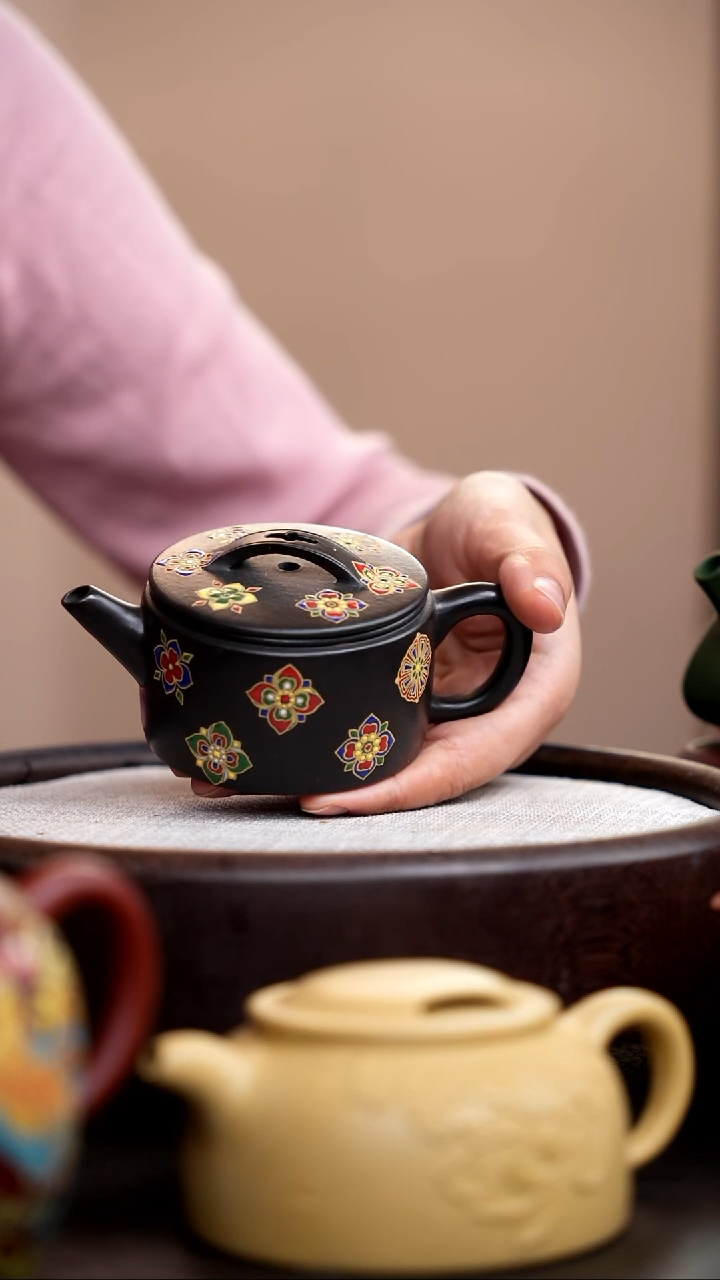茶壶紫砂捂灰朱泥汉瓦珐琅彩