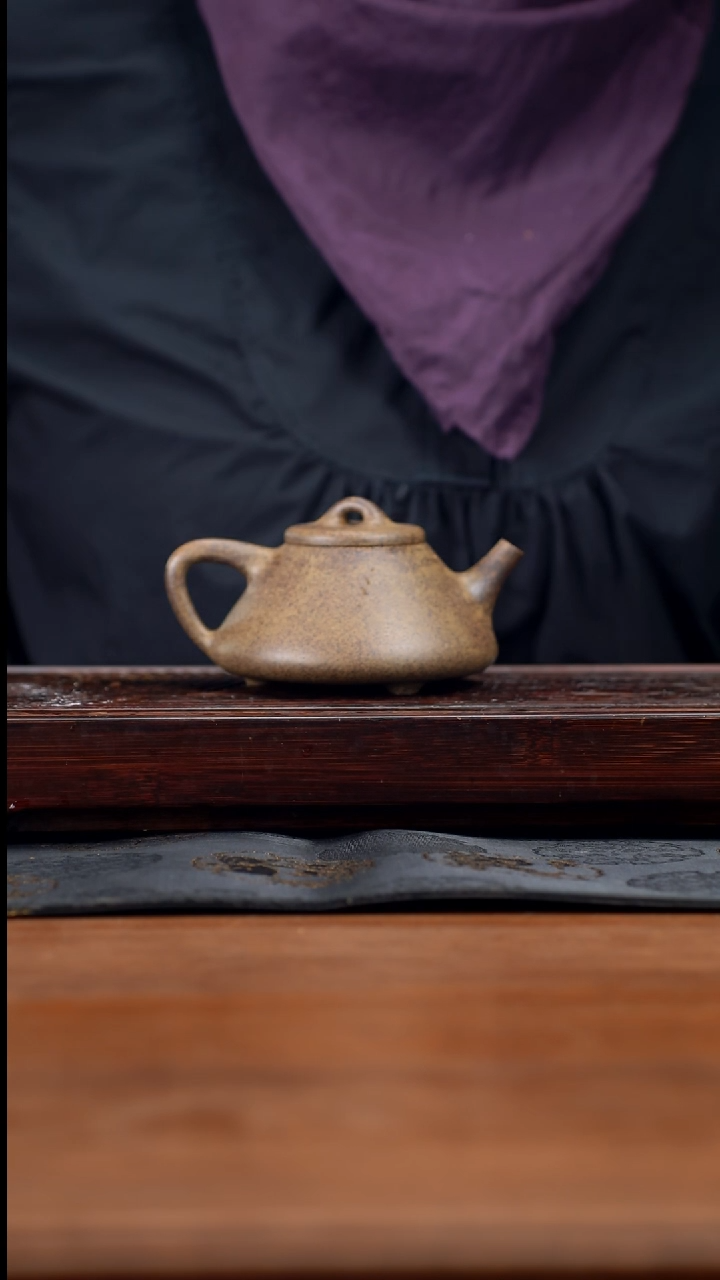 【闪购商品】紫砂茶壶270cc黄龙山原矿段泥柴烧子冶石瓢27