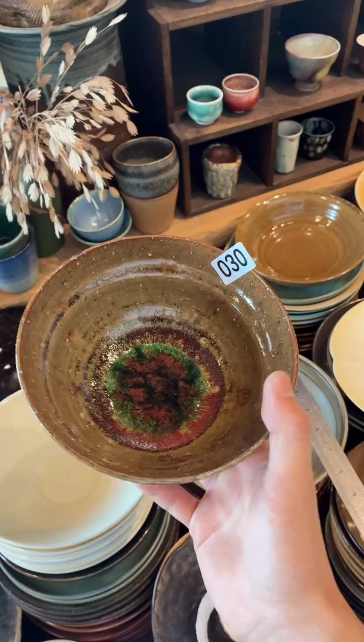 瓷片C****e30绿心手工葫芦面碗1个
