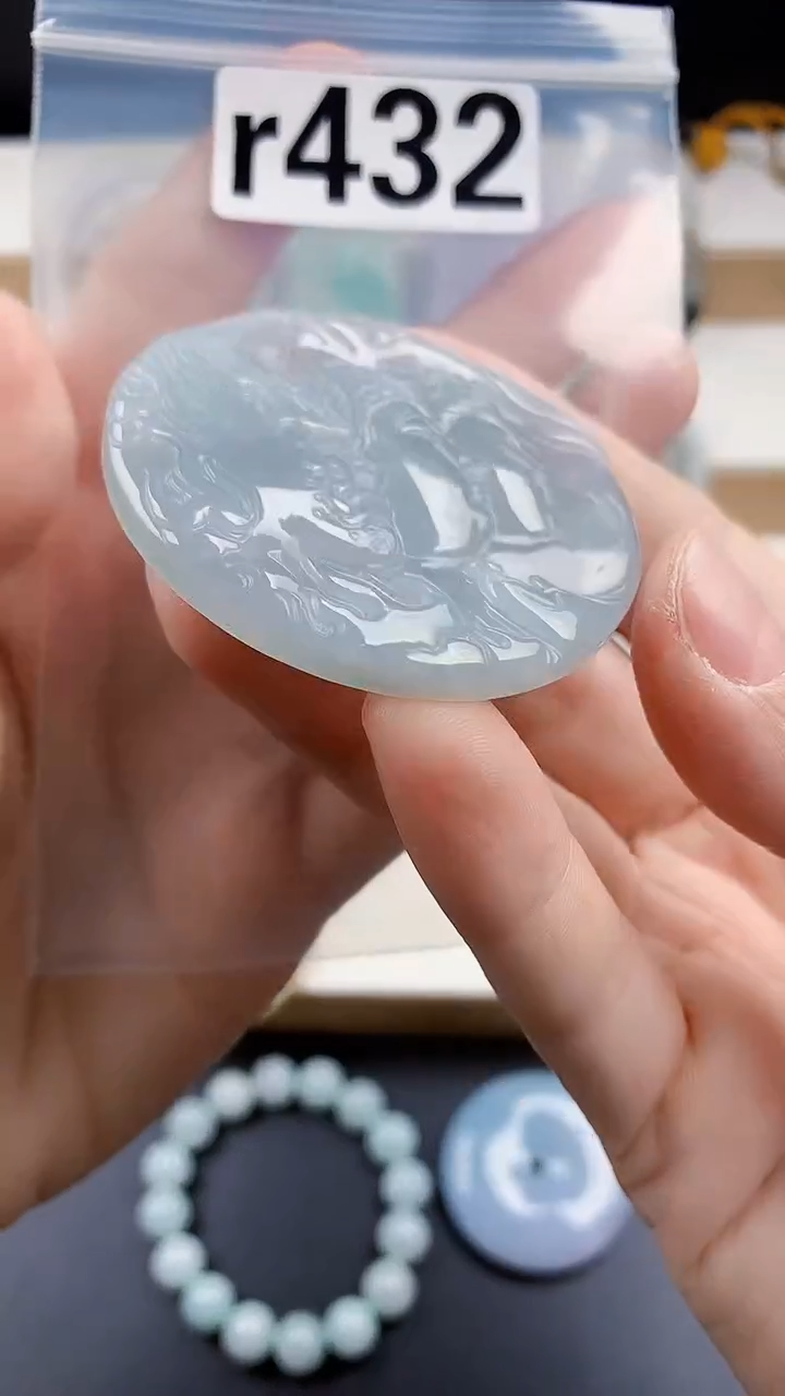 颈饰未镶嵌翡翠天然翡翠吊坠挂件