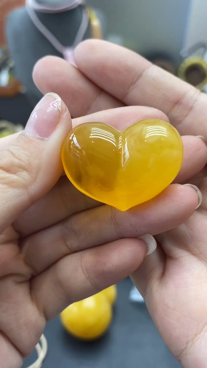 琥珀未镶嵌珠宝奇石255