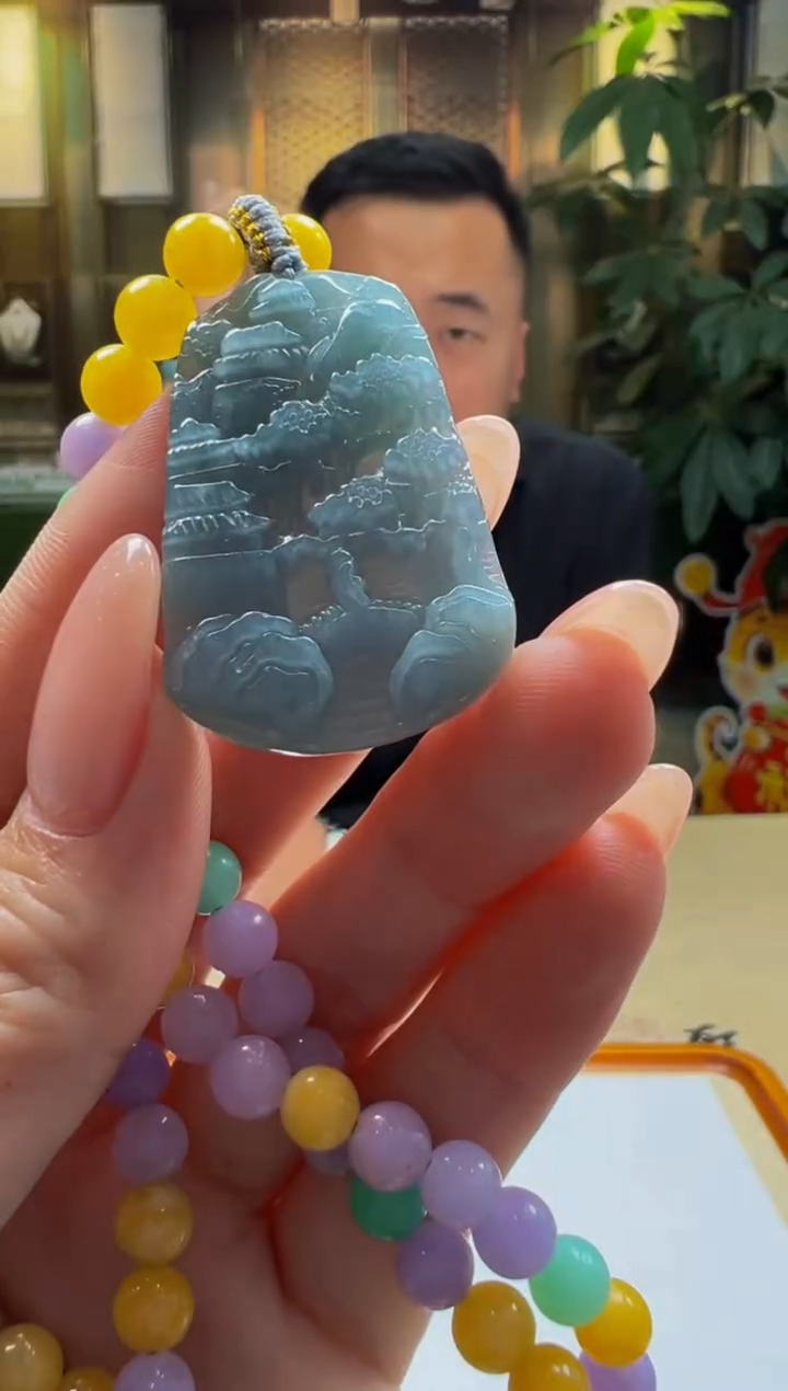 翡翠未镶嵌颈饰G2025-4-16-12