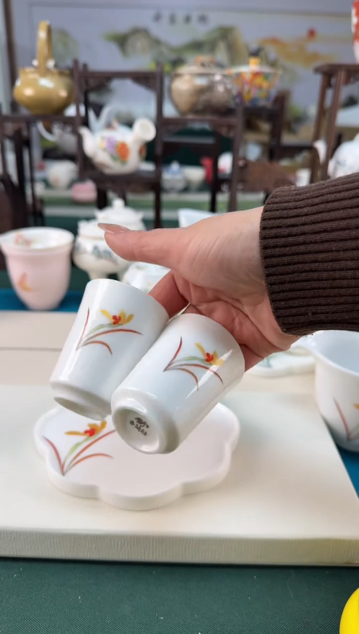 【闪购商品】瓷器 ······.......
