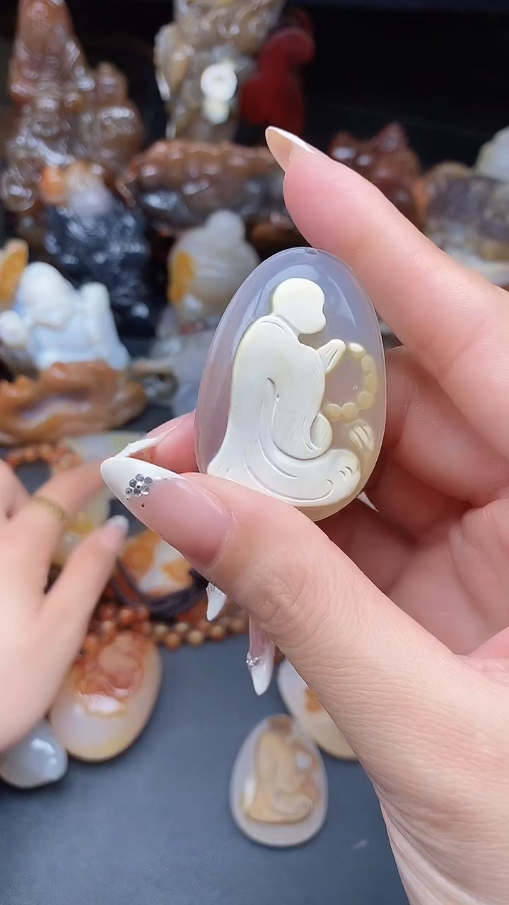 玛瑙/玉髓未镶嵌颈饰dd