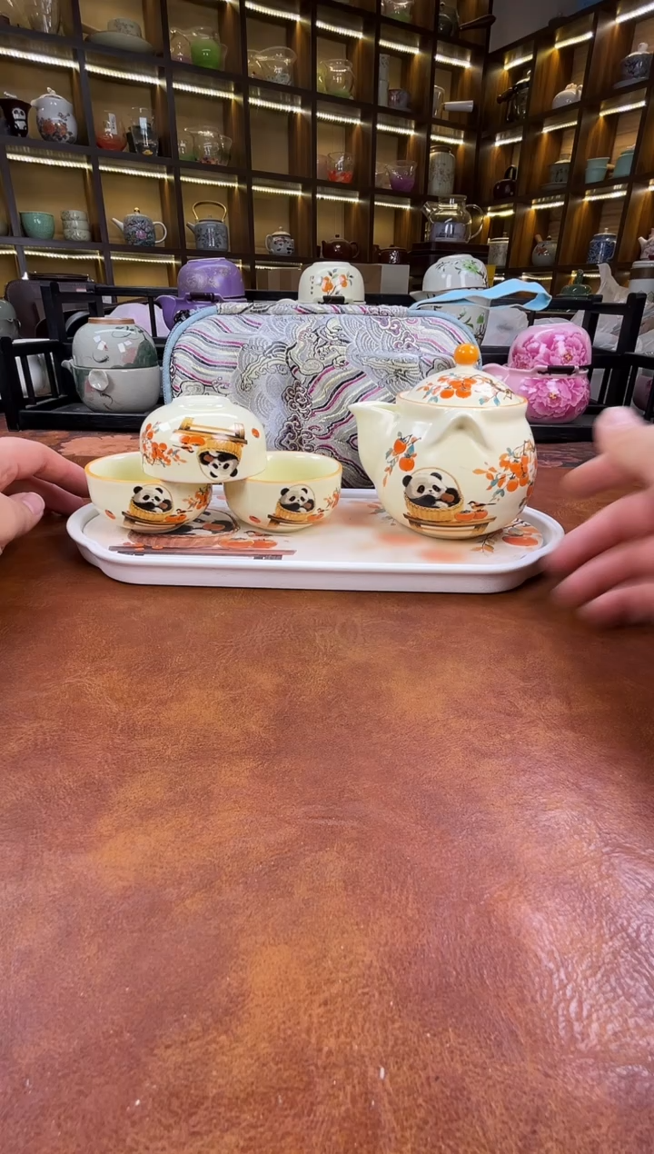 瓷片新款熊猫宝瓶旅行套装+熊猫盘