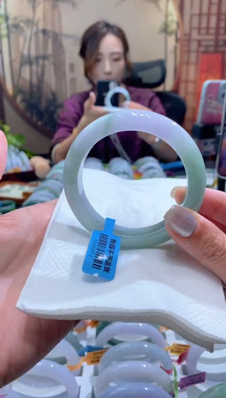 未镶嵌手镯翡翠000082570