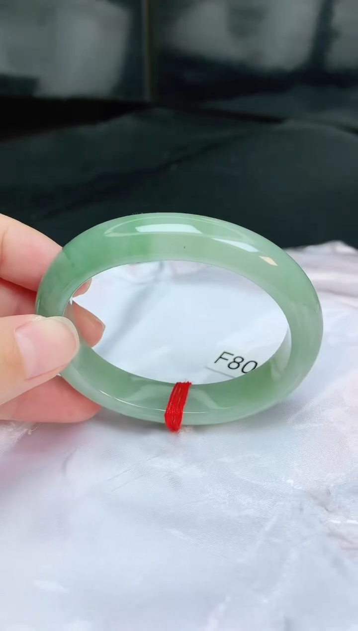翡翠未镶嵌手镯缅甸天然A货翡翠手镯