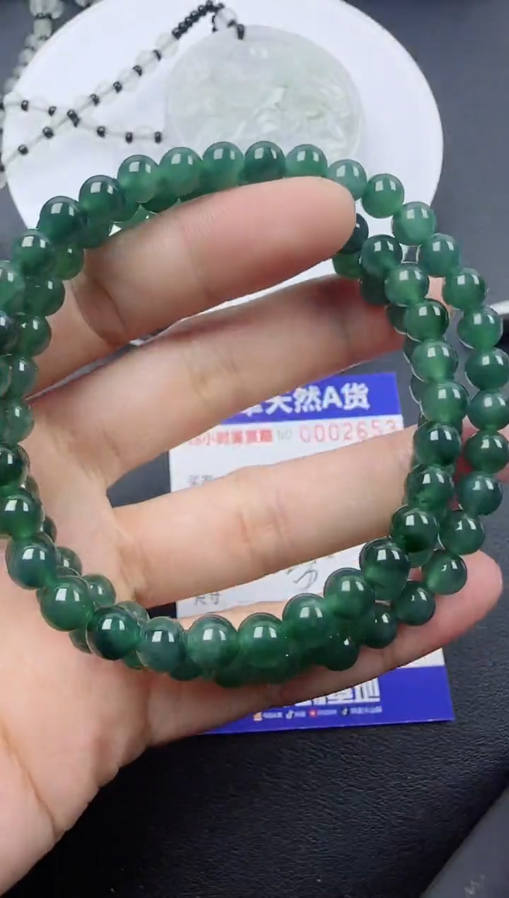 【闪购商品】翡翠颈饰未镶嵌1111111111