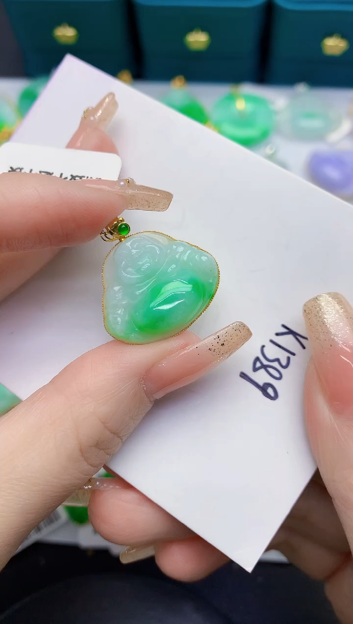 颈饰未镶嵌翡翠缅甸天然翡翠A货
