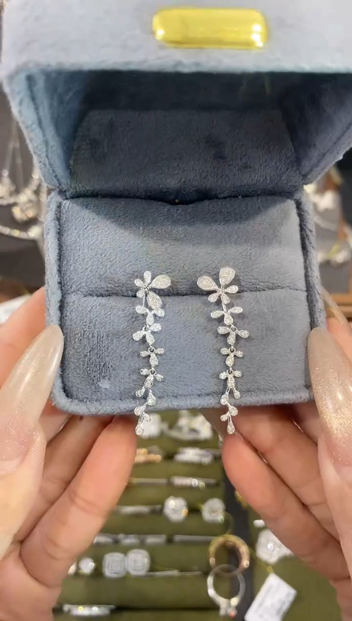 【闪购商品】钻石耳坠18K金镶嵌DSE00003 两用款花花流苏 多样性