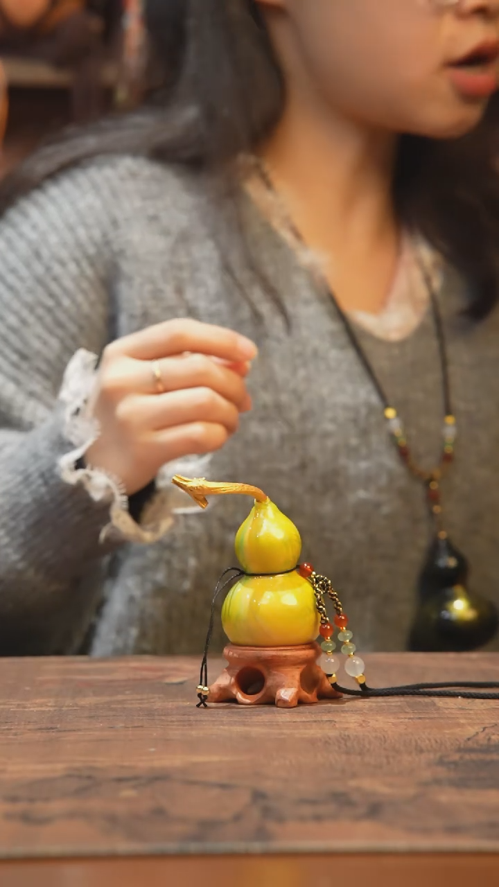 【闪购商品】415号-大漆飘漆小葫芦脖挂