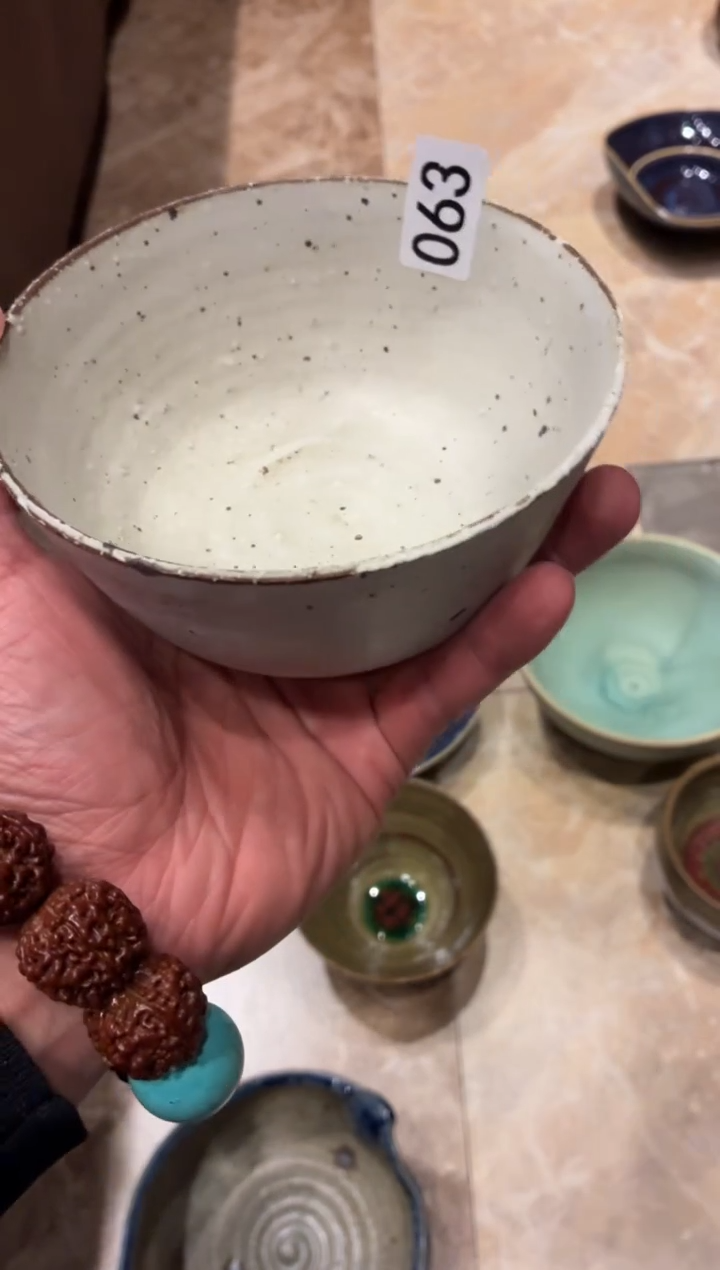 瓷片?*️63微瑕汝窑小碗1个