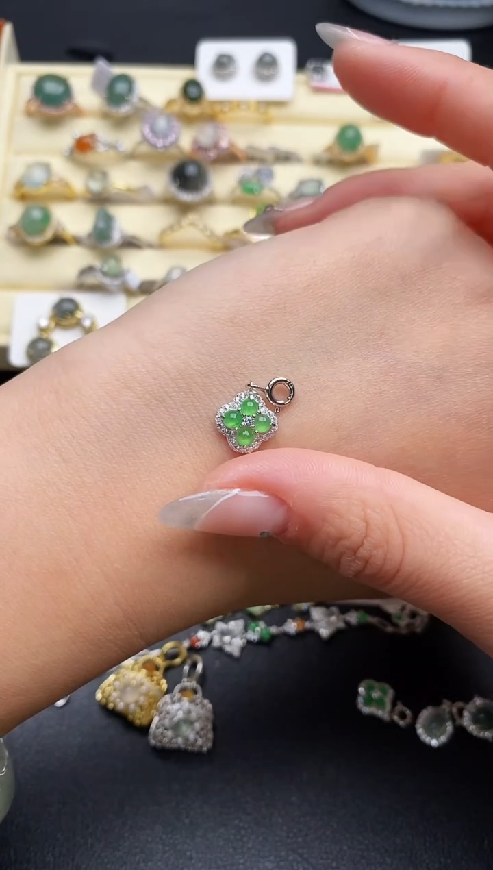 【闪购商品】翡翠戒指银S925镶嵌333333333+8