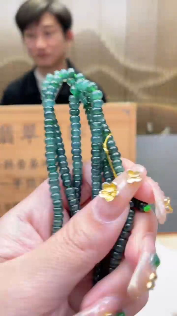 【闪购商品】定制翡翠未镶嵌多样性发货 (只发一件) *A27