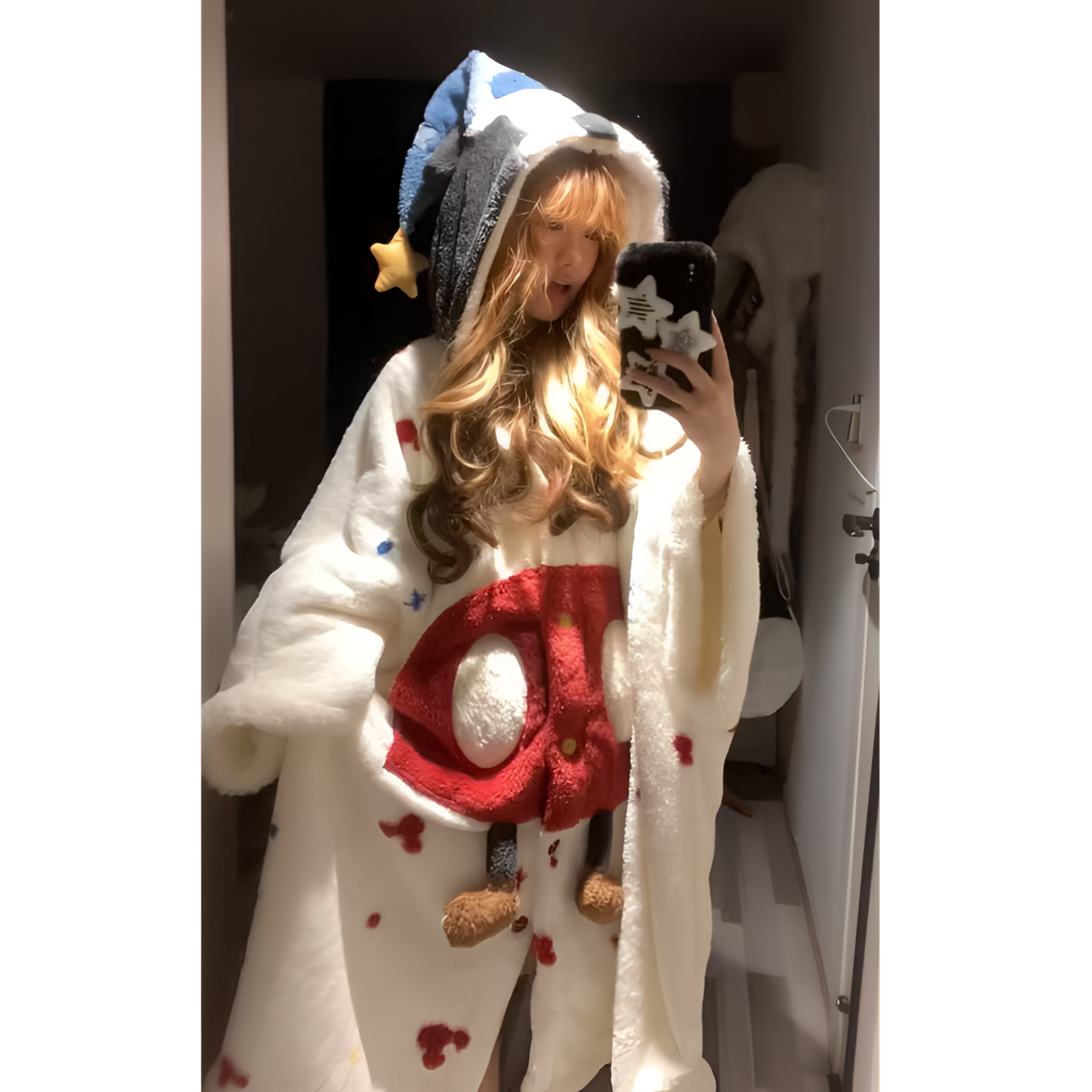 可爱米奇卡通连帽珊瑚绒睡袍睡衣女秋冬新款保暖加厚可外穿家居服