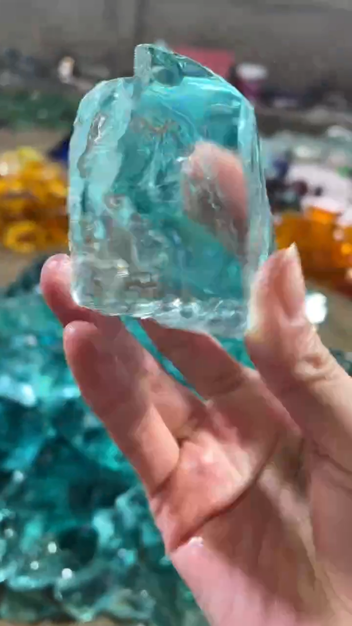 新疆五彩石原石摆件