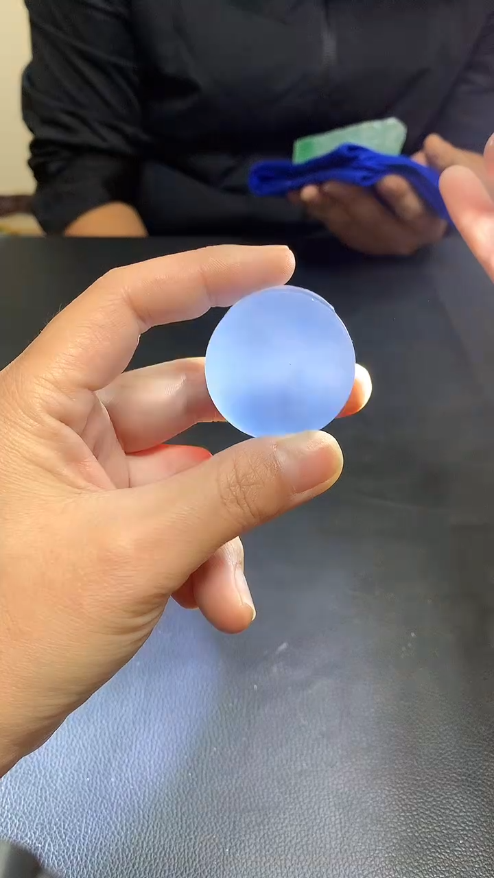 玉冰天空蓝镯心毛坯