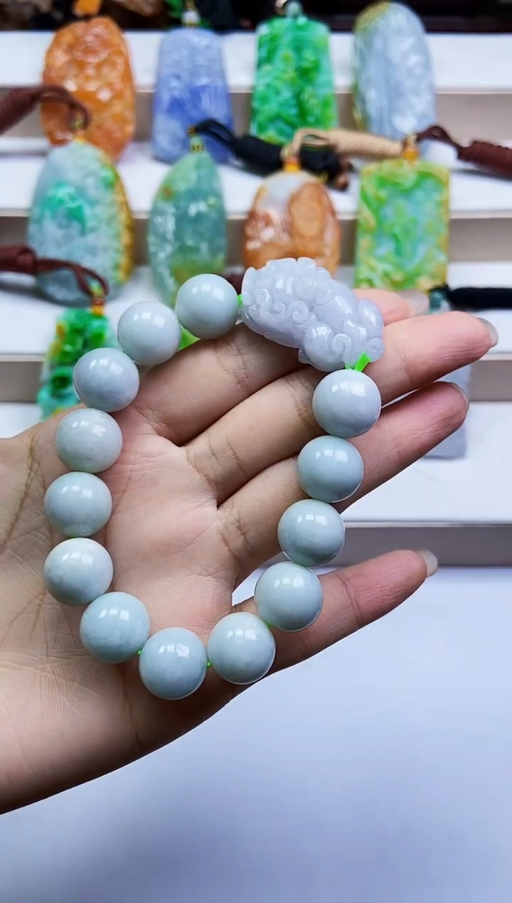 颈饰未镶嵌翡翠翡翠A货