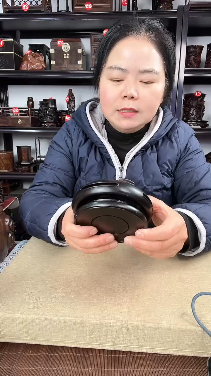 【闪购商品】木3034老李红木工艺品