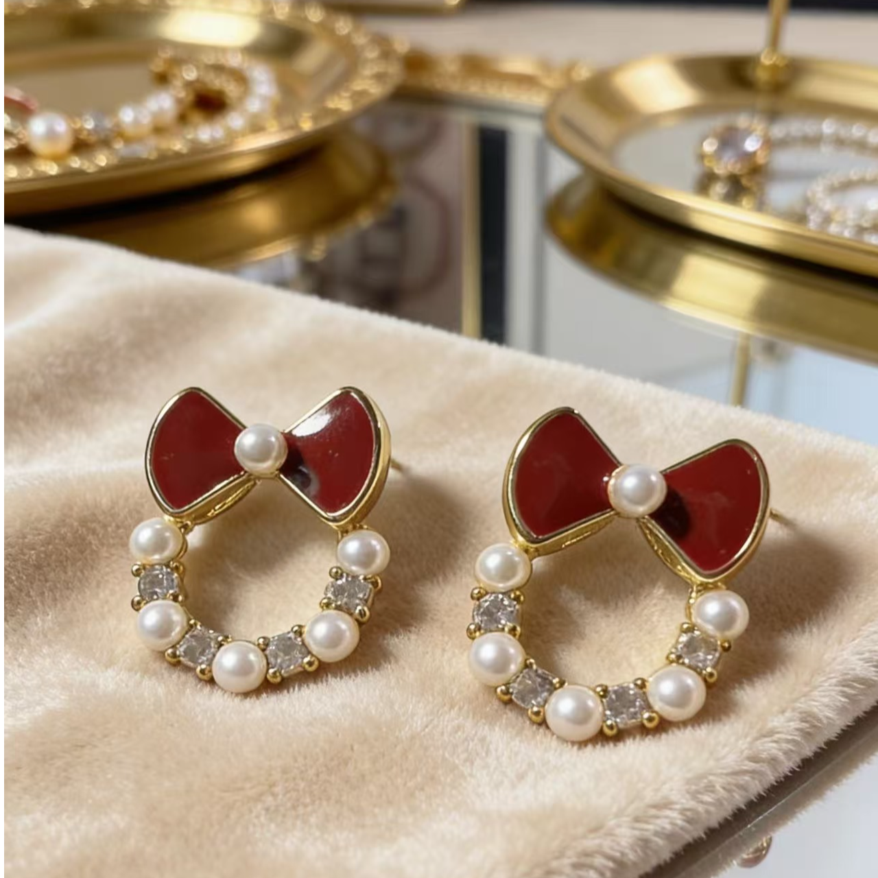 铜合金仿珍珠耳饰 红色蝴蝶结甜美精致饰品少女名媛轻奢耳饰耳环