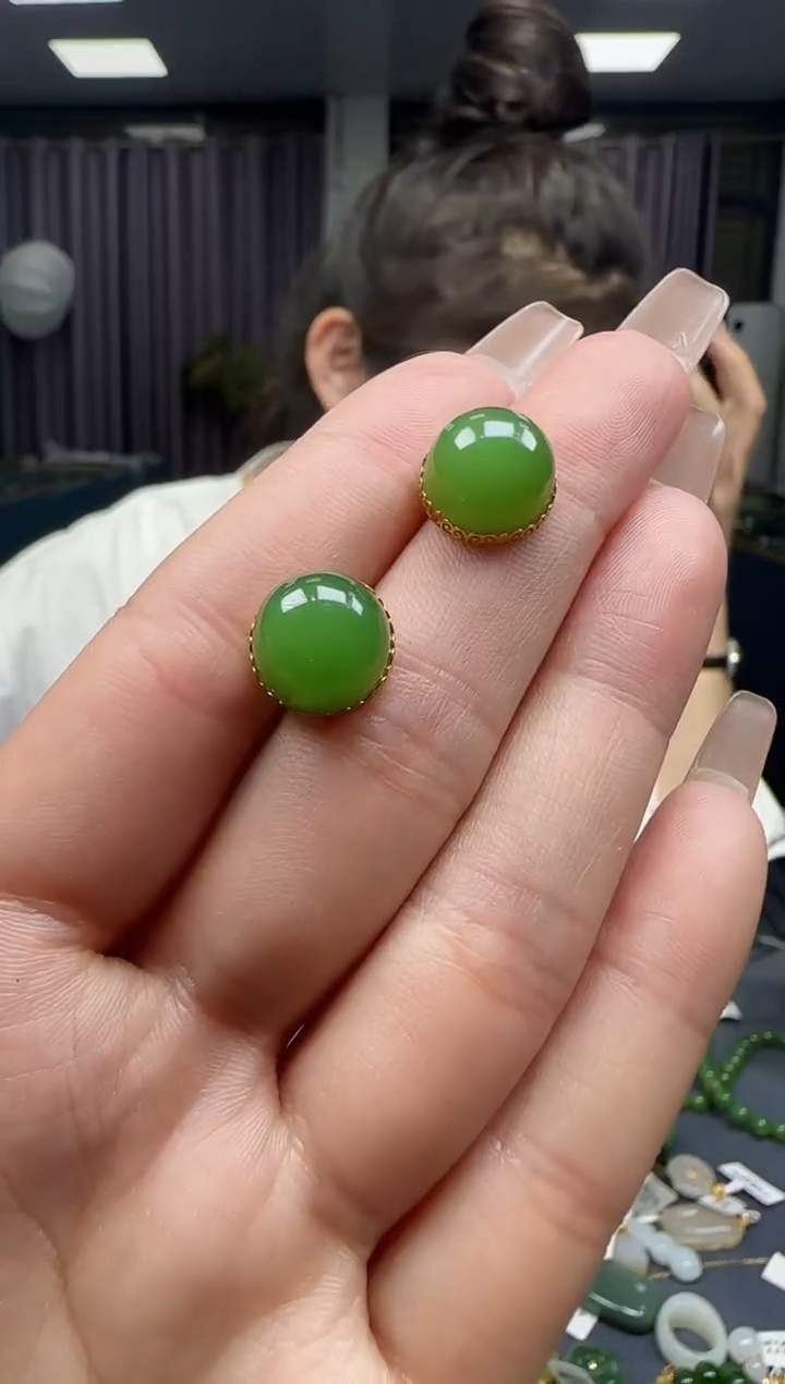 【闪购商品】和田玉耳饰18K金镶嵌1