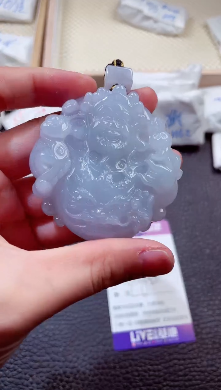 翡翠未镶嵌颈饰00001783