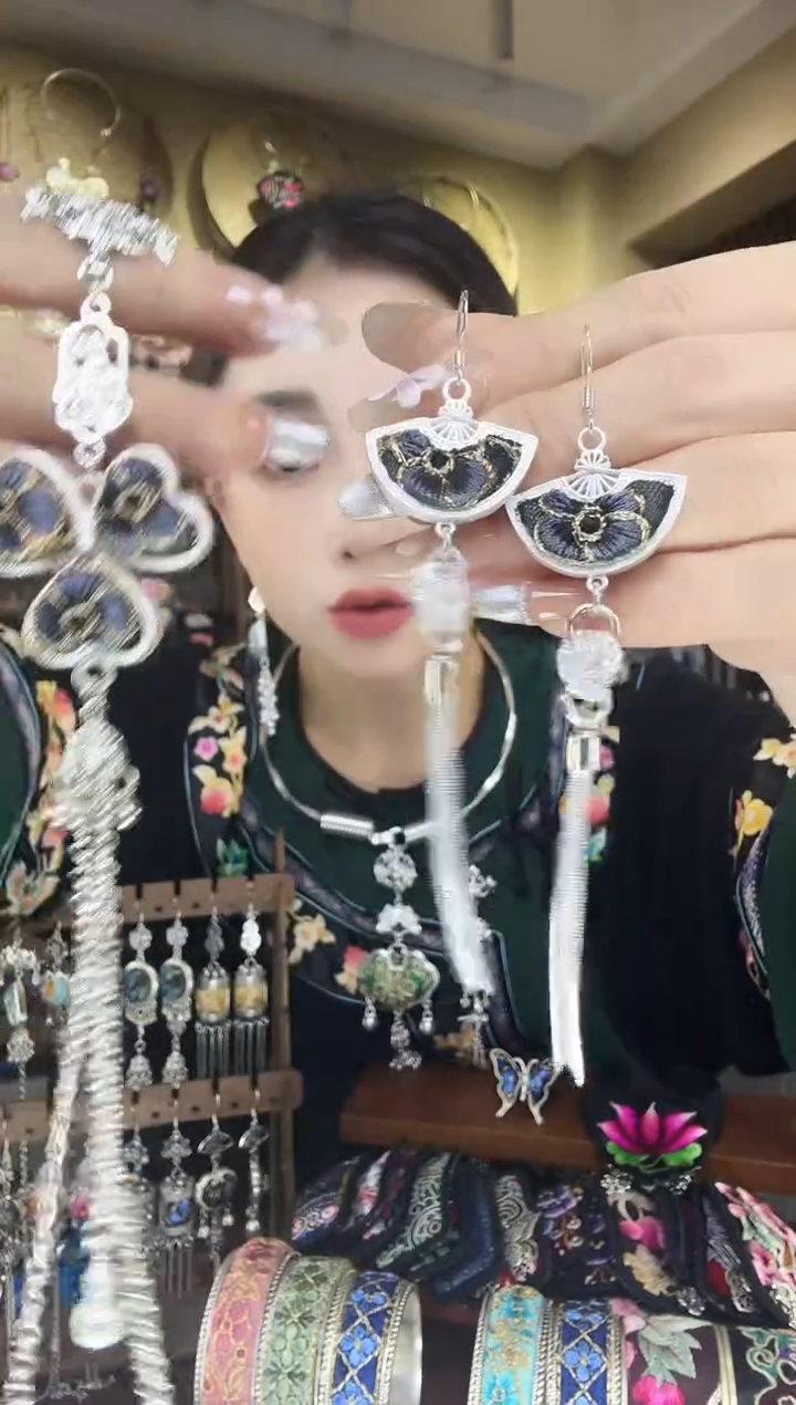 刺绣非遗刺绣民族风耳环