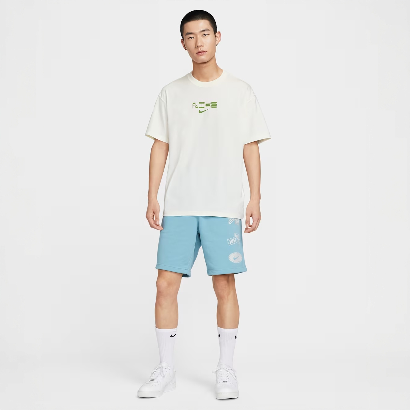 NIKE/耐克米白做旧风潮复古男款街头复古印花运动短袖HQ9267-133