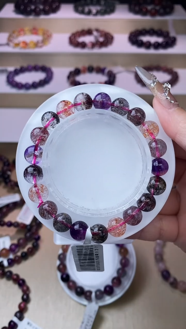 【闪购商品】水晶手链未镶嵌黑加仑超七单圈9m+