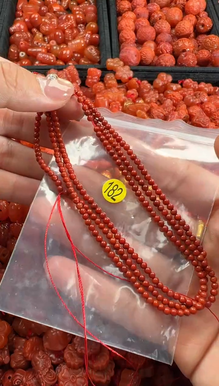 【闪购商品】南红玛瑙颈饰未镶嵌2