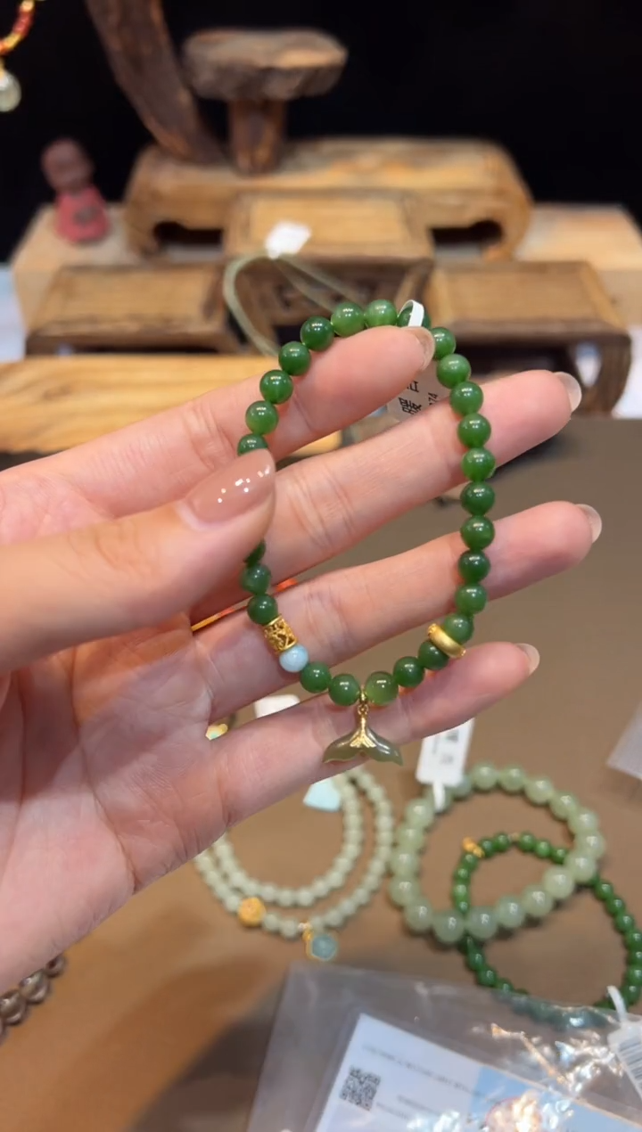 手饰和田玉未镶嵌手饰@@A3974