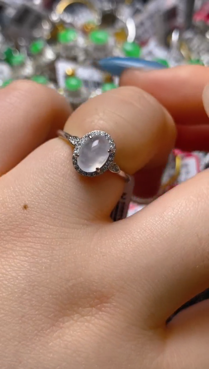 银S925镶嵌戒指翡翠百内无证书