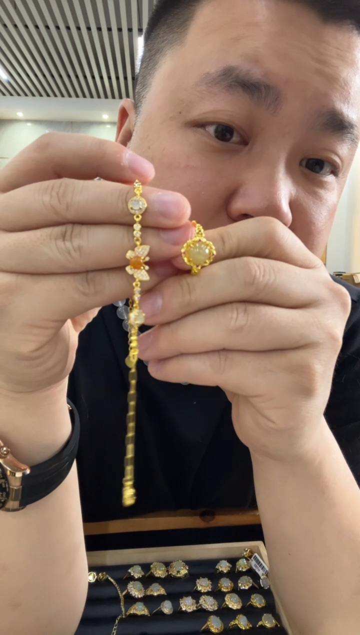 未镶嵌戒指翡翠戒指+手链