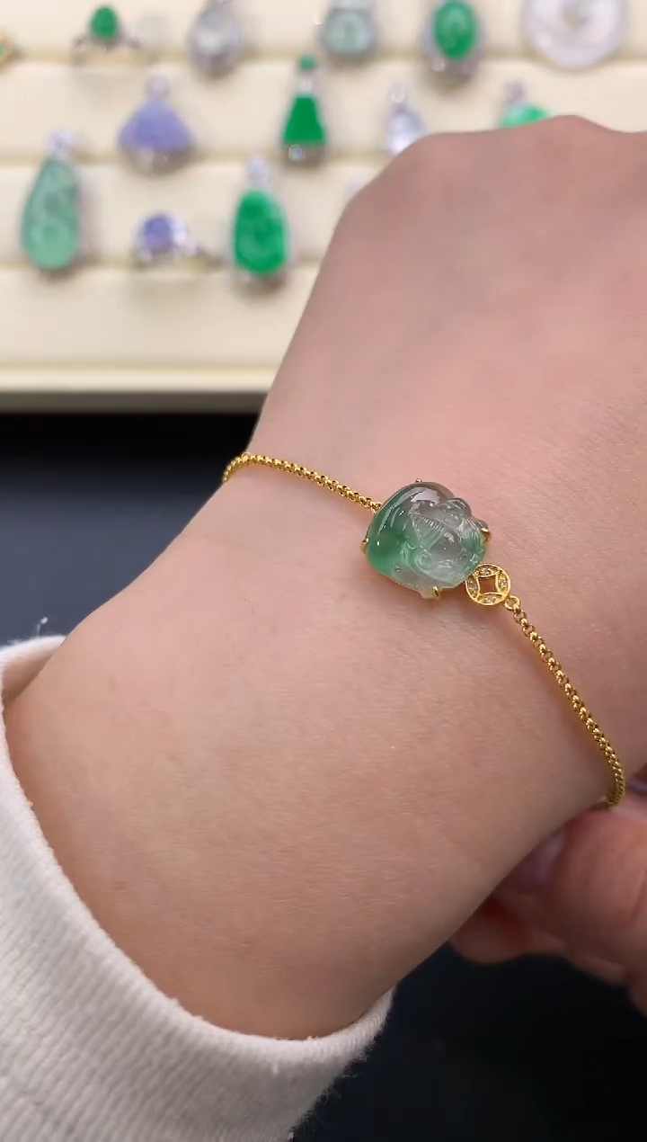 【闪购商品】翡翠颈饰18K金镶嵌W666