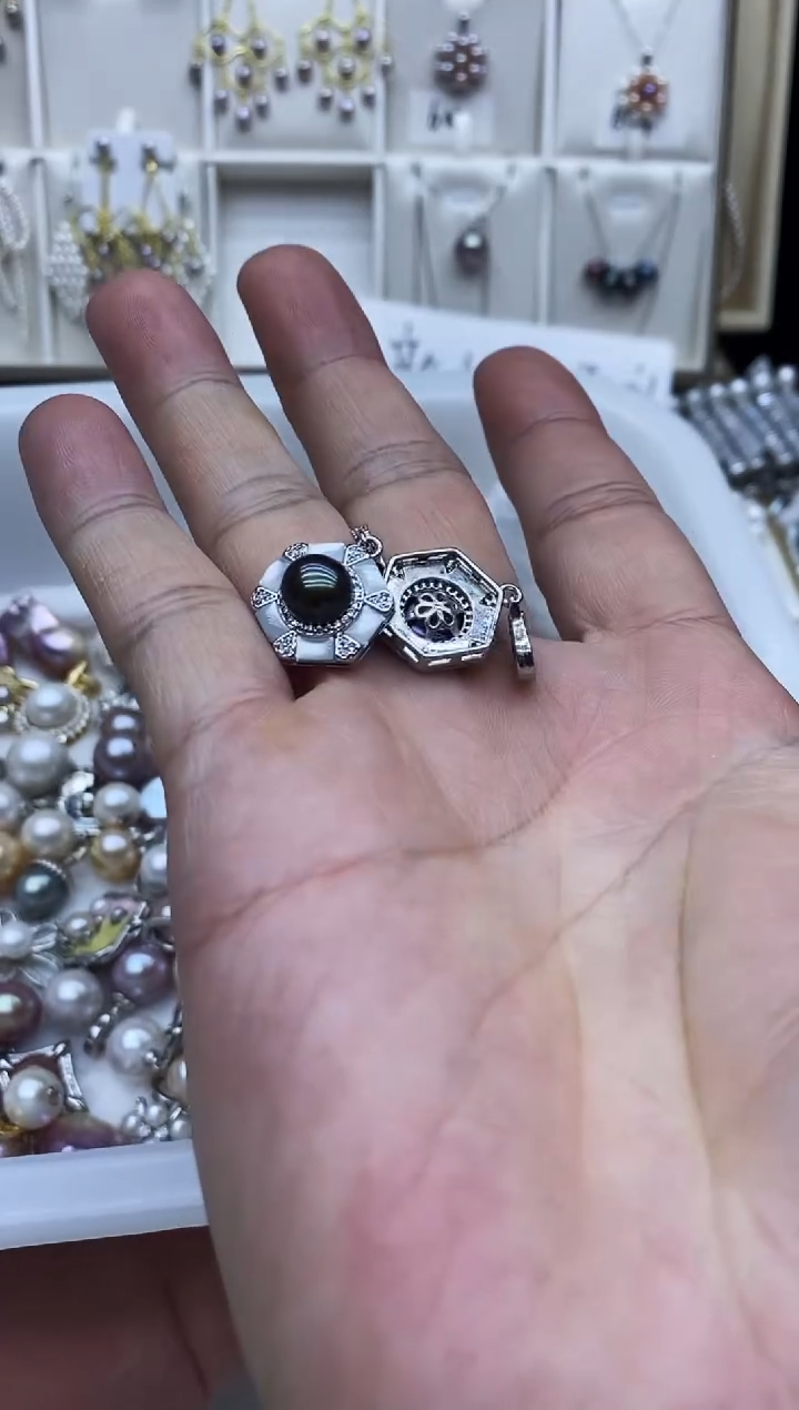 吊坠(不含链)未镶嵌淡水珍珠吊坠多样性发其一