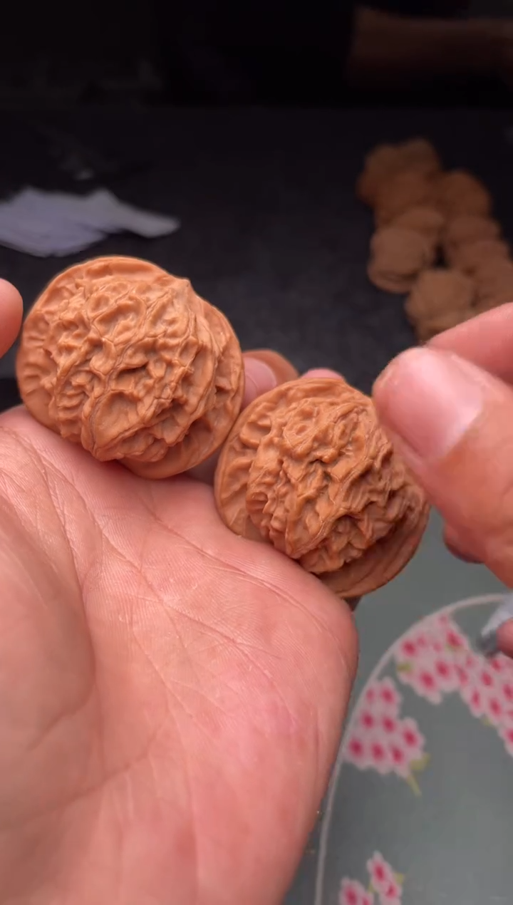 把件文玩核桃a215   盘龙纹  43尺