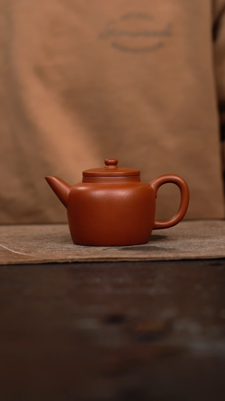 【闪购商品】紫砂茶壶全手工剑流宫灯90cc