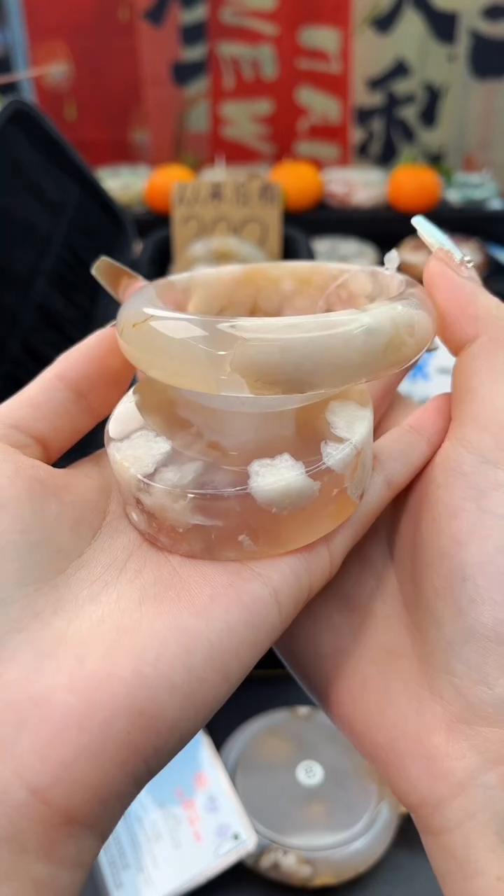 【闪购商品】石英质玉手镯未镶嵌赠送镯心（61圈口）