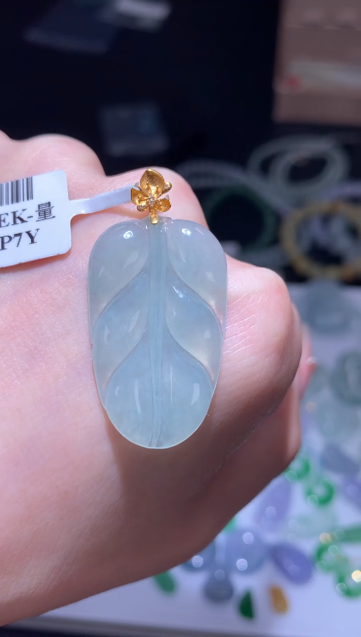 18K金镶嵌定制翡翠48小时鉴赏期