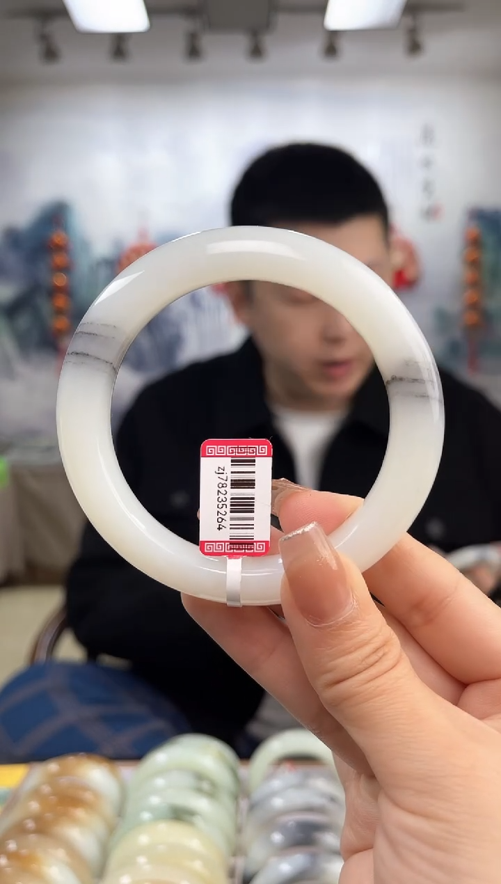 【闪购商品】和田玉手镯未镶嵌59+圈口5264