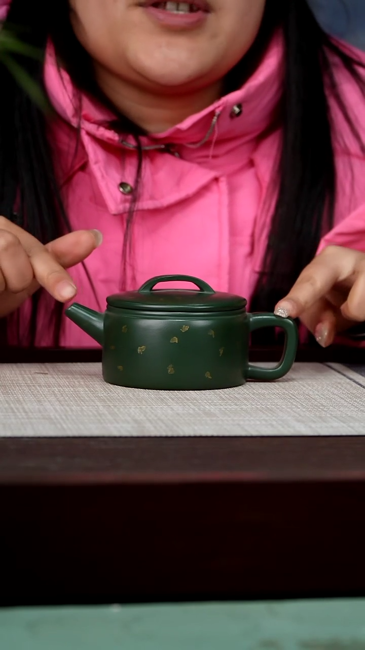 【闪购商品】宜兴原矿紫砂茶壶200C