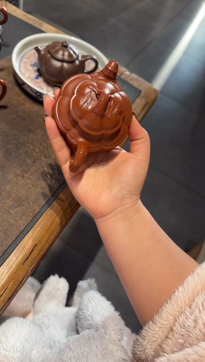 【闪购商品】紫砂茶壶海棠双线竹鼓