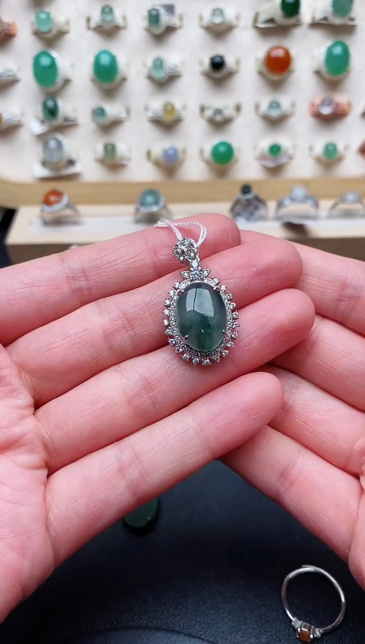 【闪购商品】翡翠颈饰银S925镶嵌天然翡翠333   4+