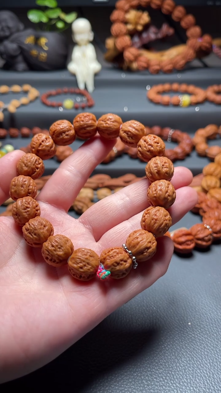 【闪购商品】文玩核桃吊坠核桃手串