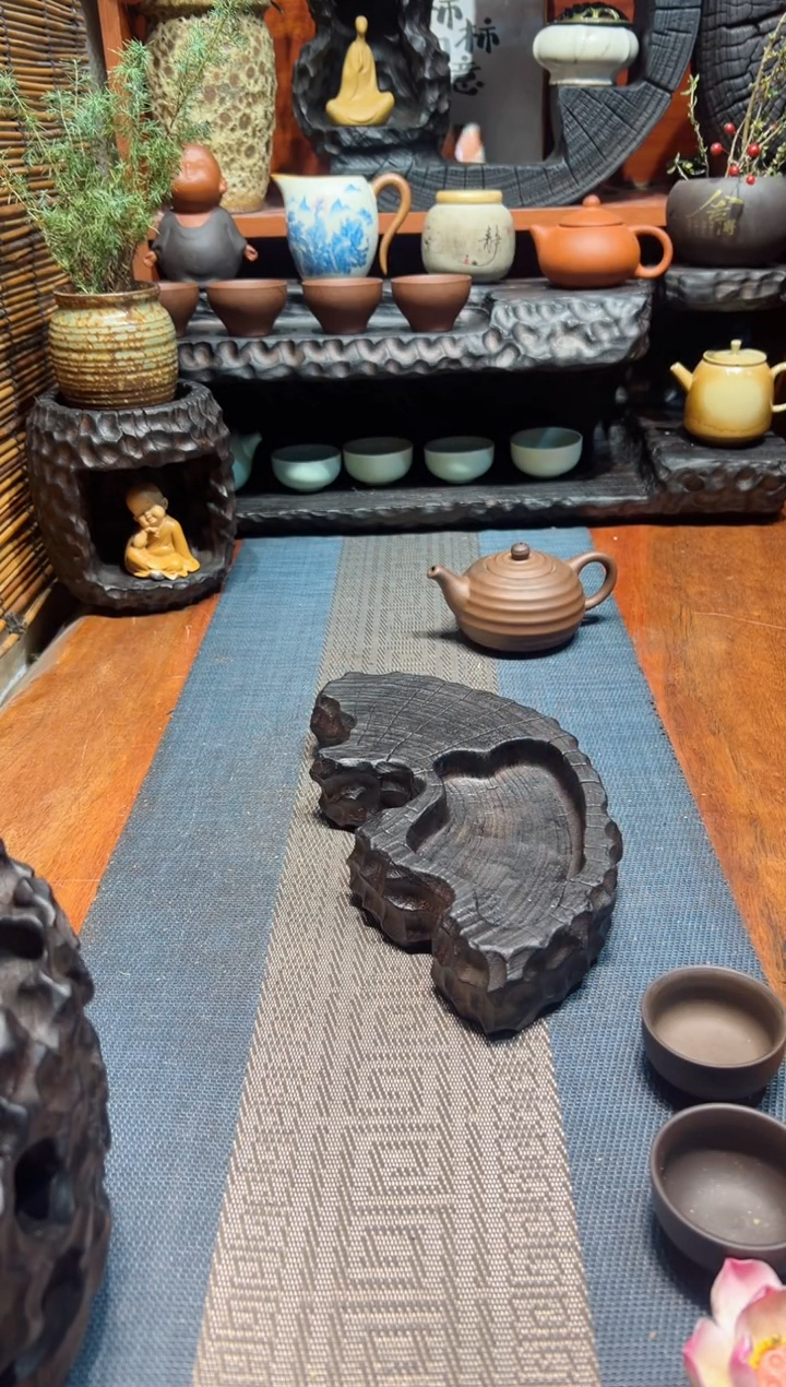 【闪购商品】香樟木木雕一物一拍