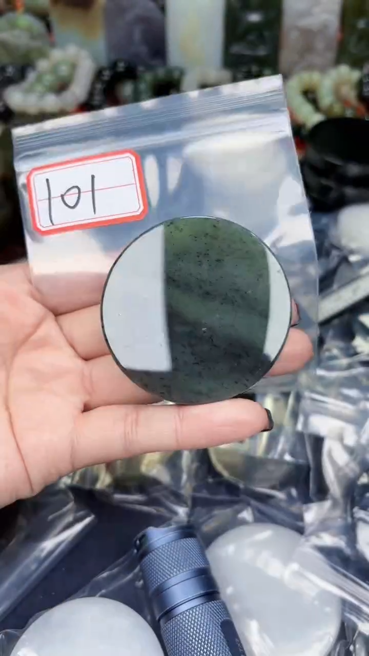 颈饰未镶嵌和田玉和田玉