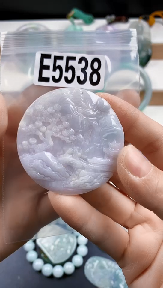 颈饰未镶嵌翡翠天然翡翠吊坠挂件