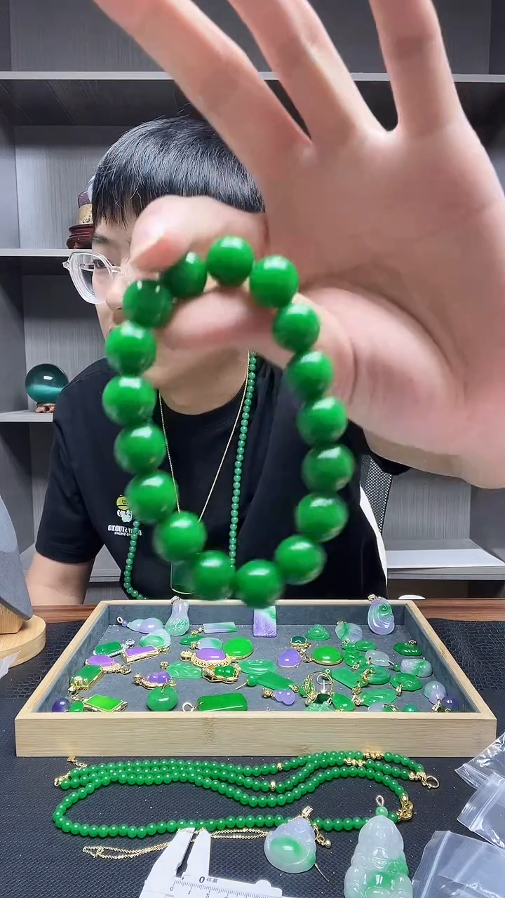 未镶嵌手链翡翠手链