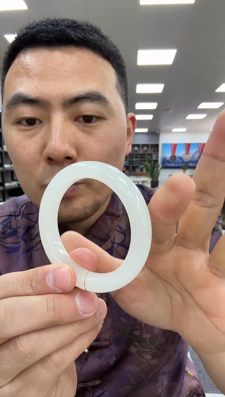 【闪购商品】和田玉手镯未镶嵌54  455