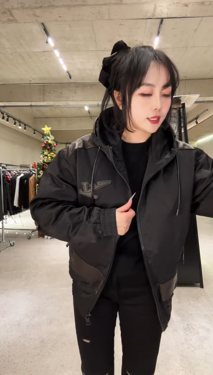 一**水50码（125-140斤）羽绒夹克